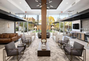 5 Points South Apartments by Barsala